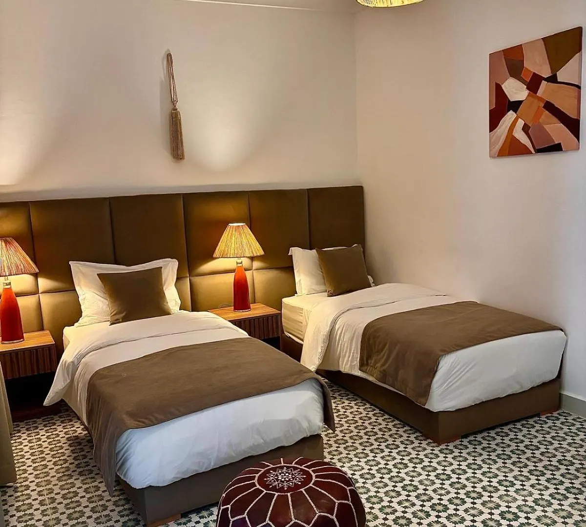 Riad Privatise Jusqu A 10 Personnes Avec 5 Suites, Bassin Et Rooftop A Seulement 15 Minutes A Pied De La Celebre Place Jemaa El Fna Marrakesh Holiday home