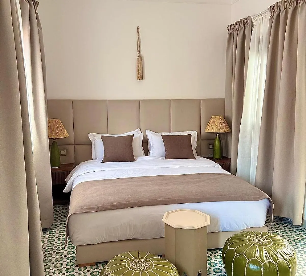 Riad Privatise Jusqu A 10 Personnes Avec 5 Suites, Bassin Et Rooftop A Seulement 15 Minutes A Pied De La Celebre Place Jemaa El Fna Marrakesh 0*,  Morocco
